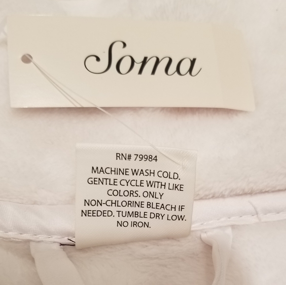 NWT Soma Plush "Embraceable" Ivory Robe L/XL - Picture 6 of 8